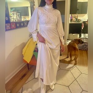 VTG Handmade Long Sleeve High Neck Wedding Dress